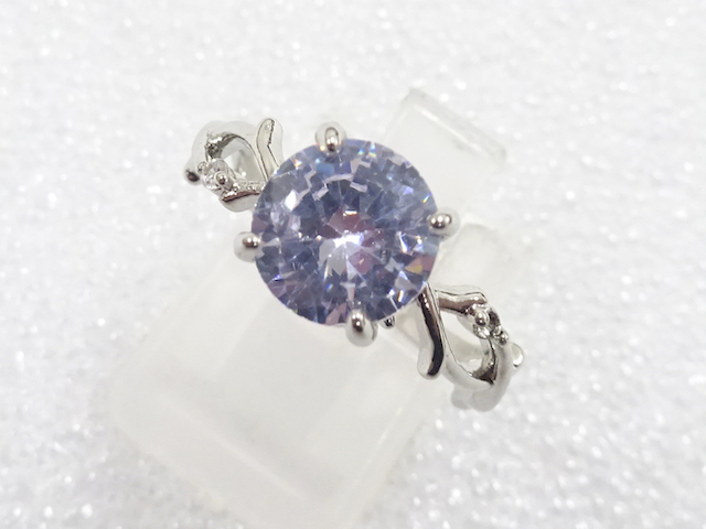 JAPANESE KIMONO / ANTIQUE CRYSTAL RING (SIZE 13)